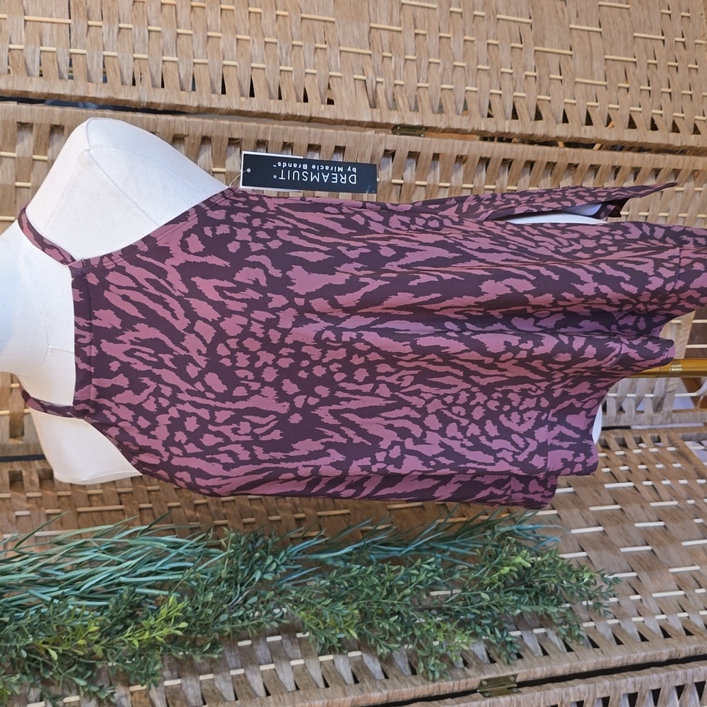 NWT  Dreamsuit TOP by Miracle Brands Tankini Top